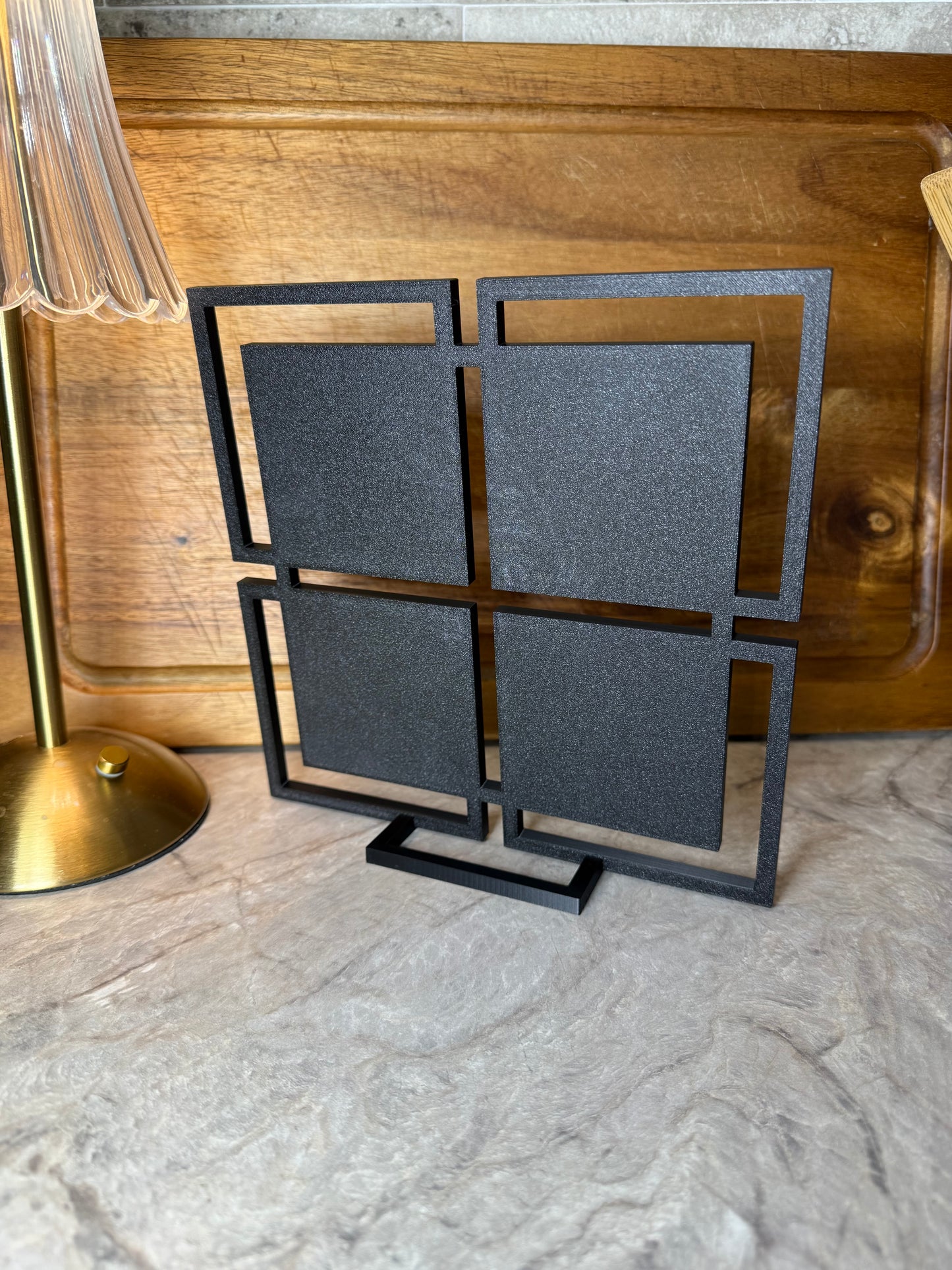 Modern Magnetic Frame
