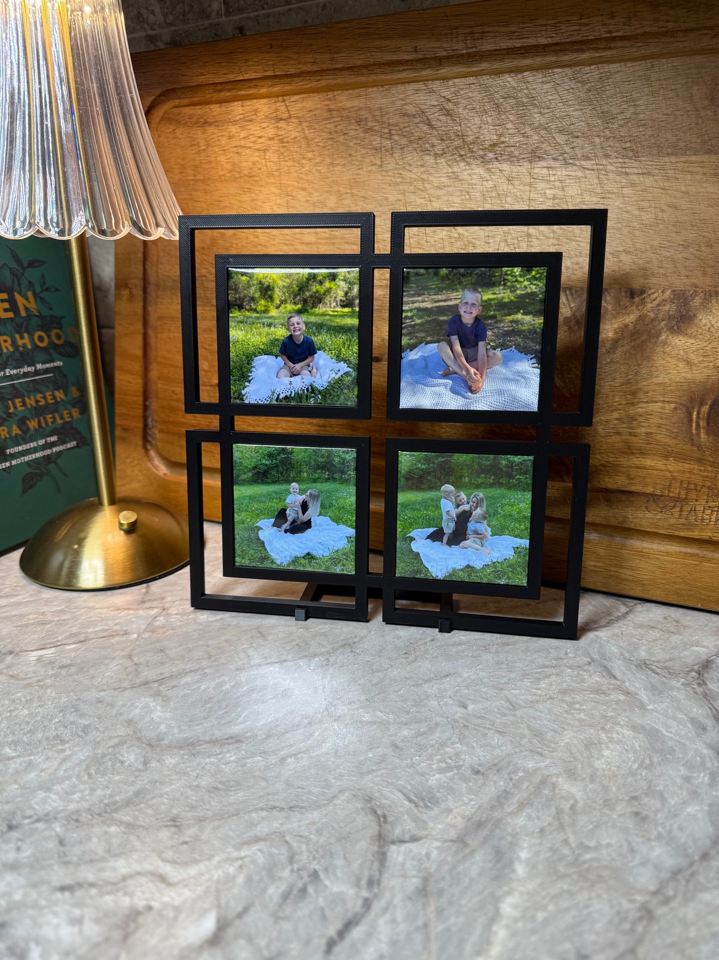 Modern Magnetic Frame